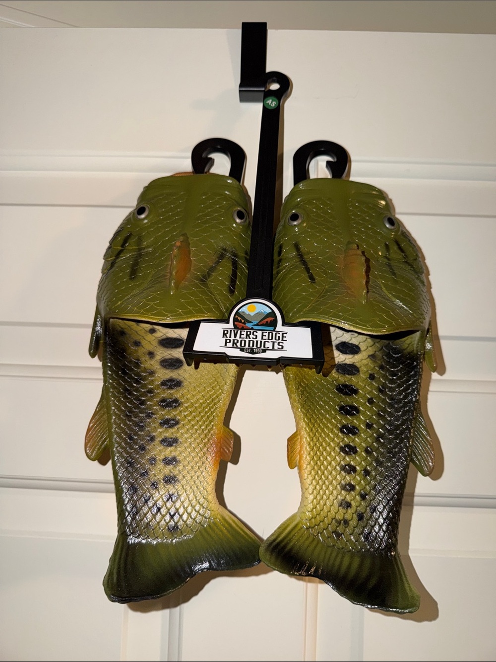 Bass shoes  (adult one size fits all)